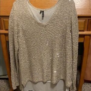 Gold sweater with sequence. 2x
